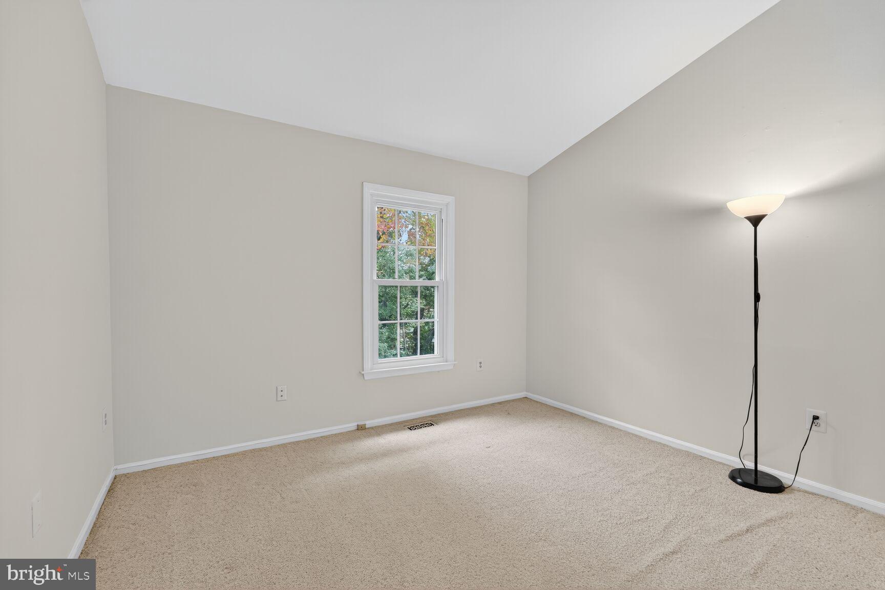 WILLOW CREEK - Residential