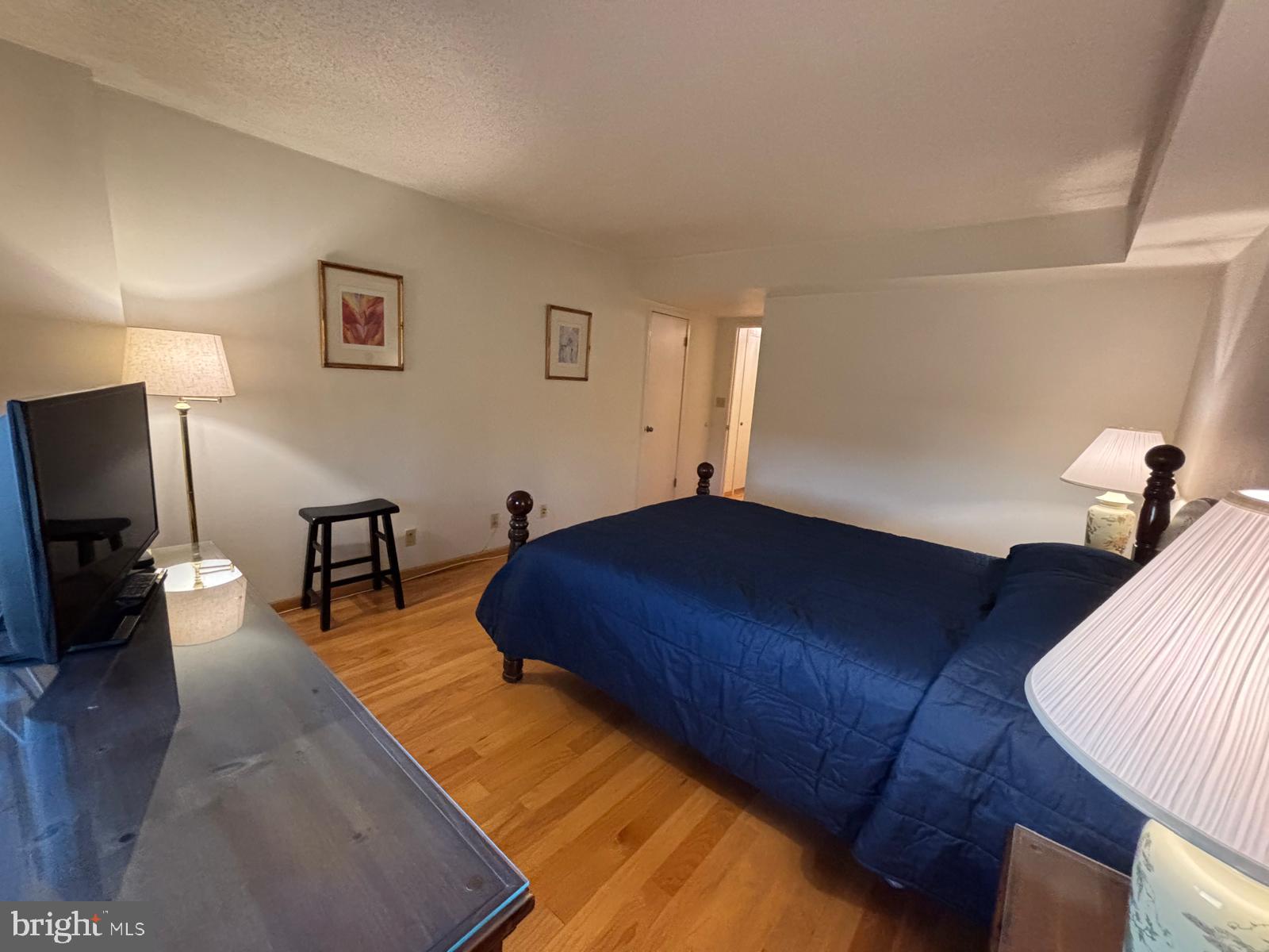 MONTEBELLO - Residential Lease