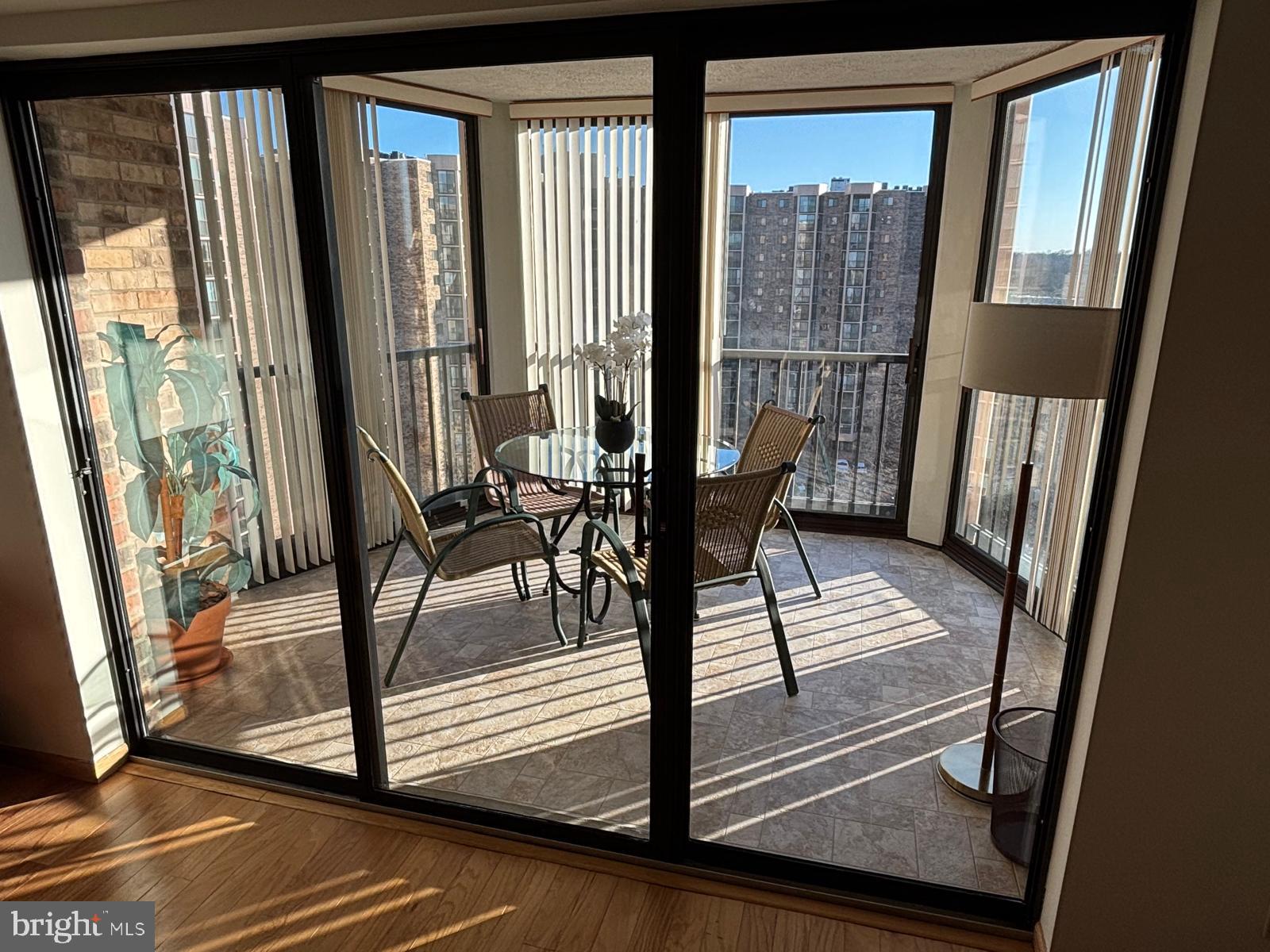 MONTEBELLO - Residential Lease