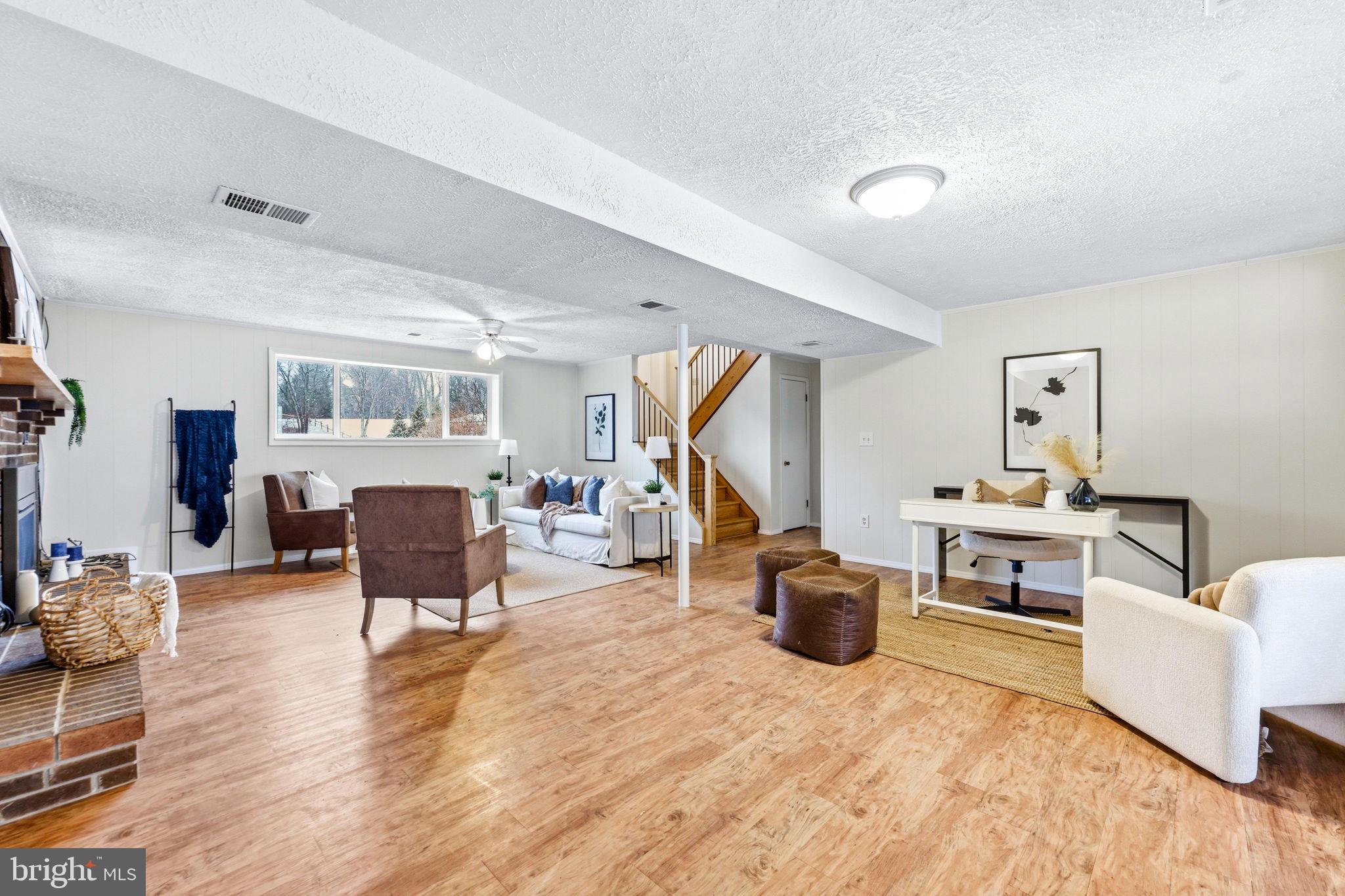 LAKELAND HEIGHTS - Residential