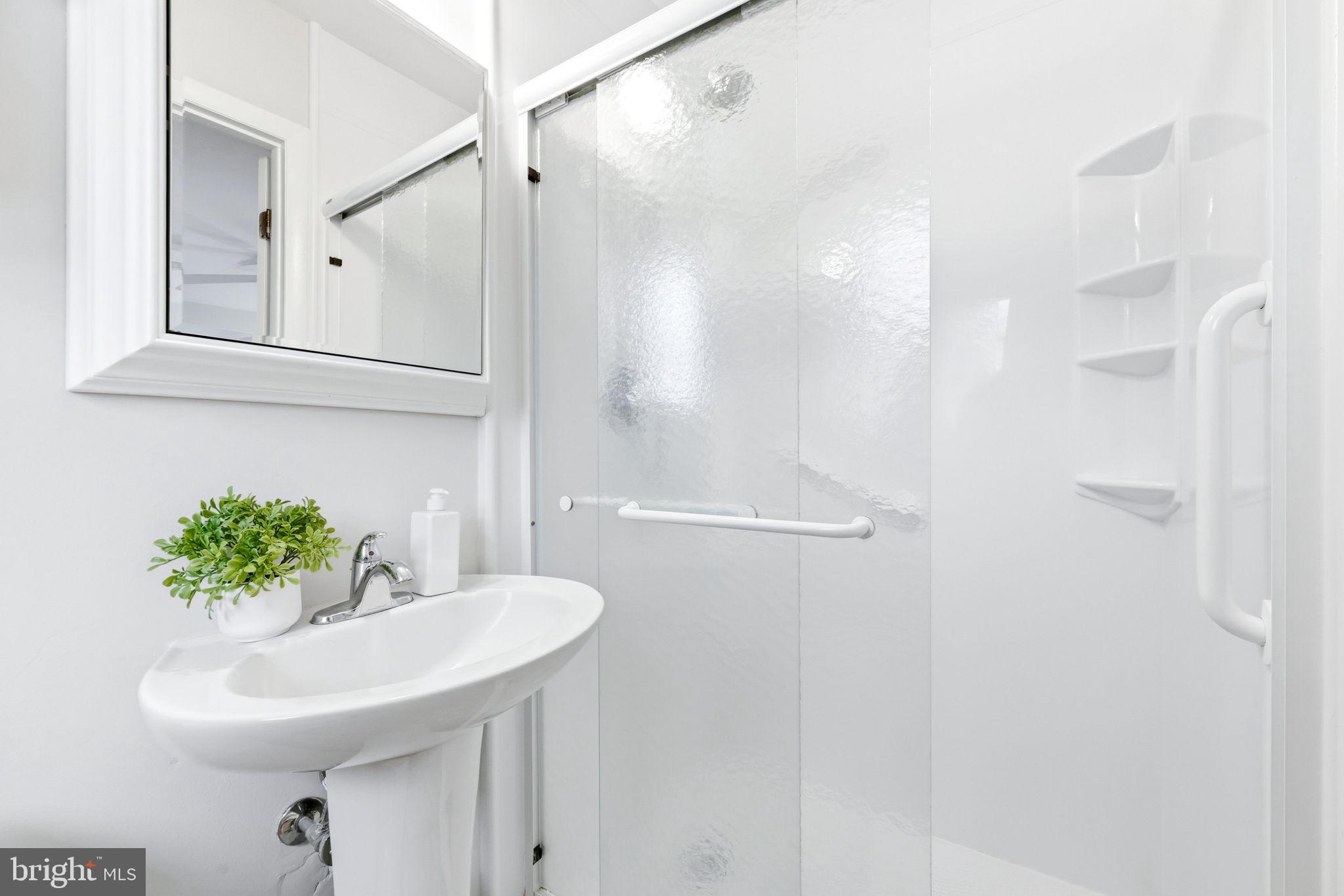 LAKELAND HEIGHTS - Residential