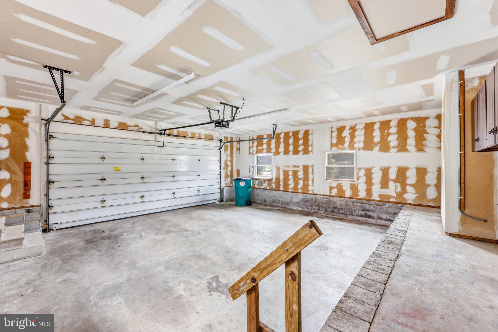 LAKELAND HEIGHTS - Residential