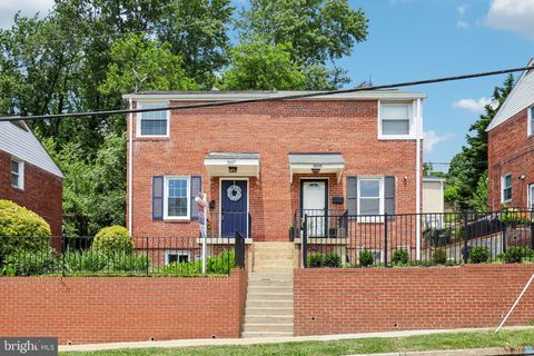 Photo of 3607 25th Street S, ARLINGTON, VA 22206 (MLS # VAAR2074698)