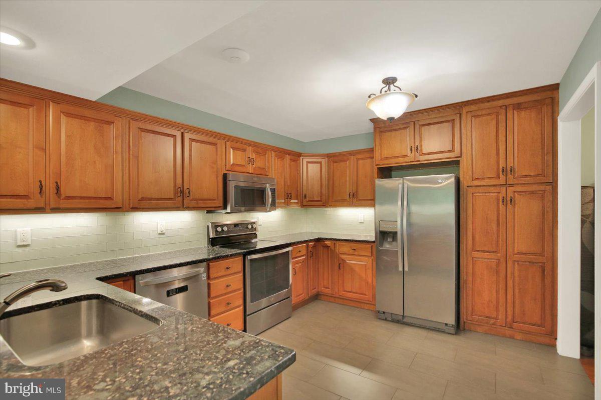 546 KENNELWOODS DRIVE