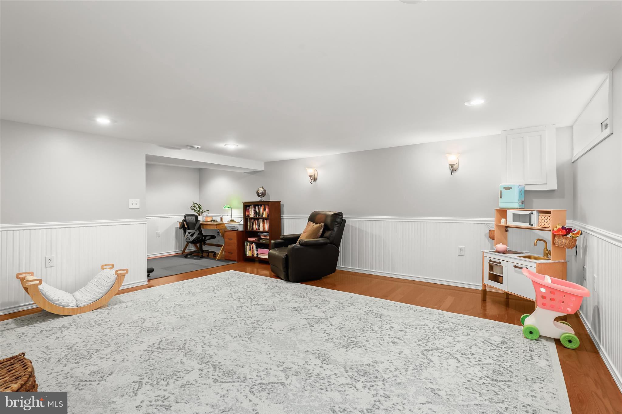 LOCH RAVEN VILLAGE - Residential