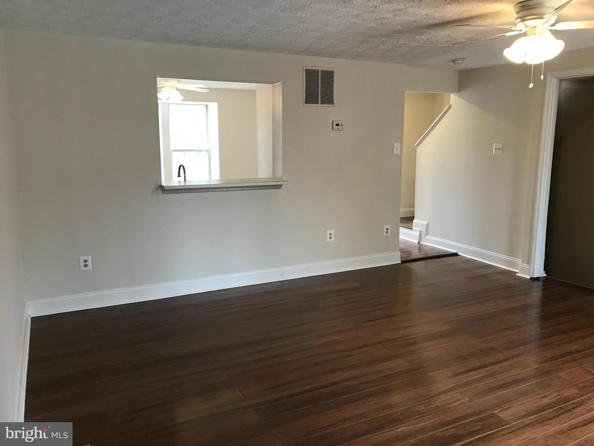 LONG REACH - Residential Lease