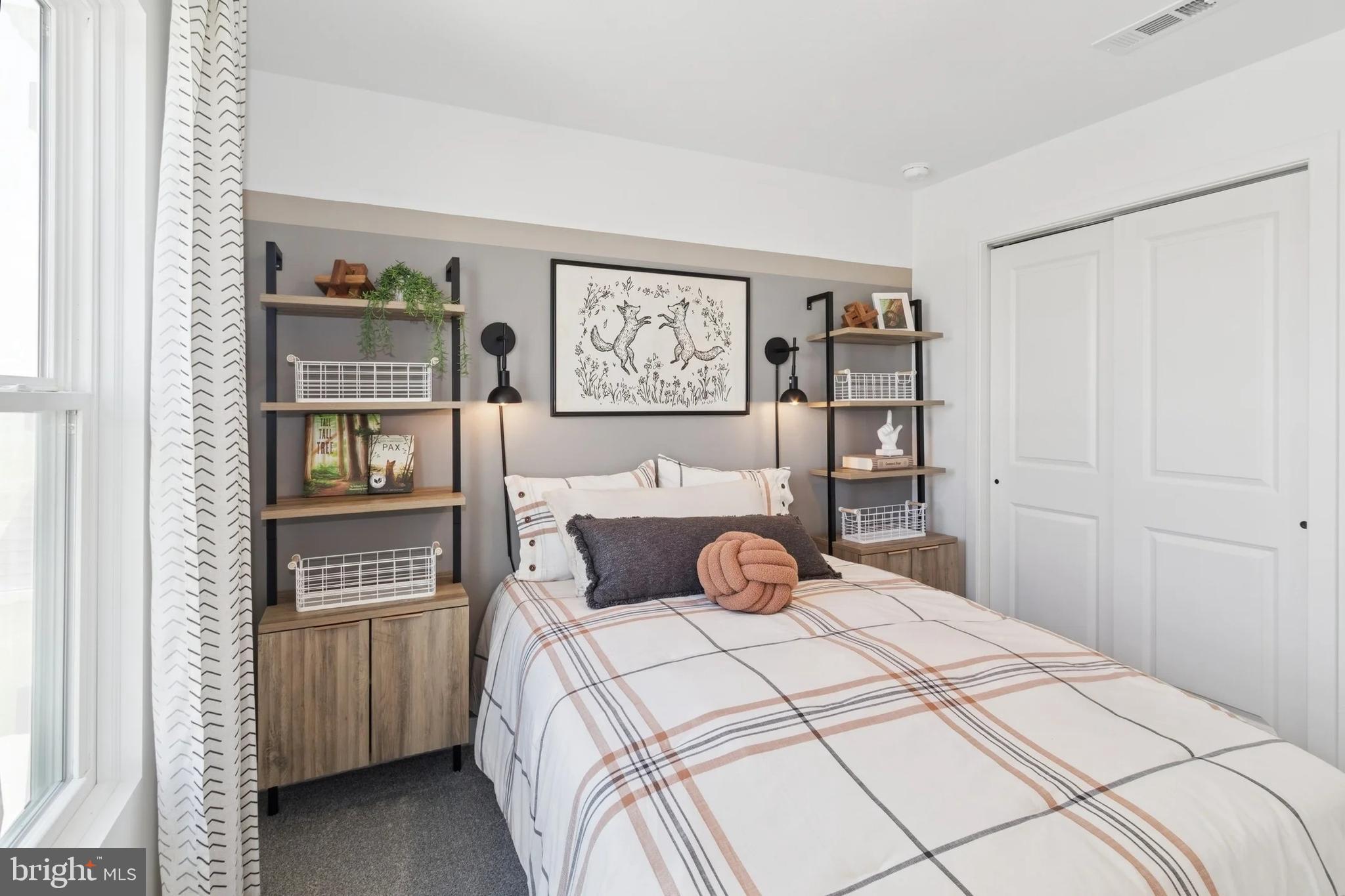 LIBERTY RUN - Residential