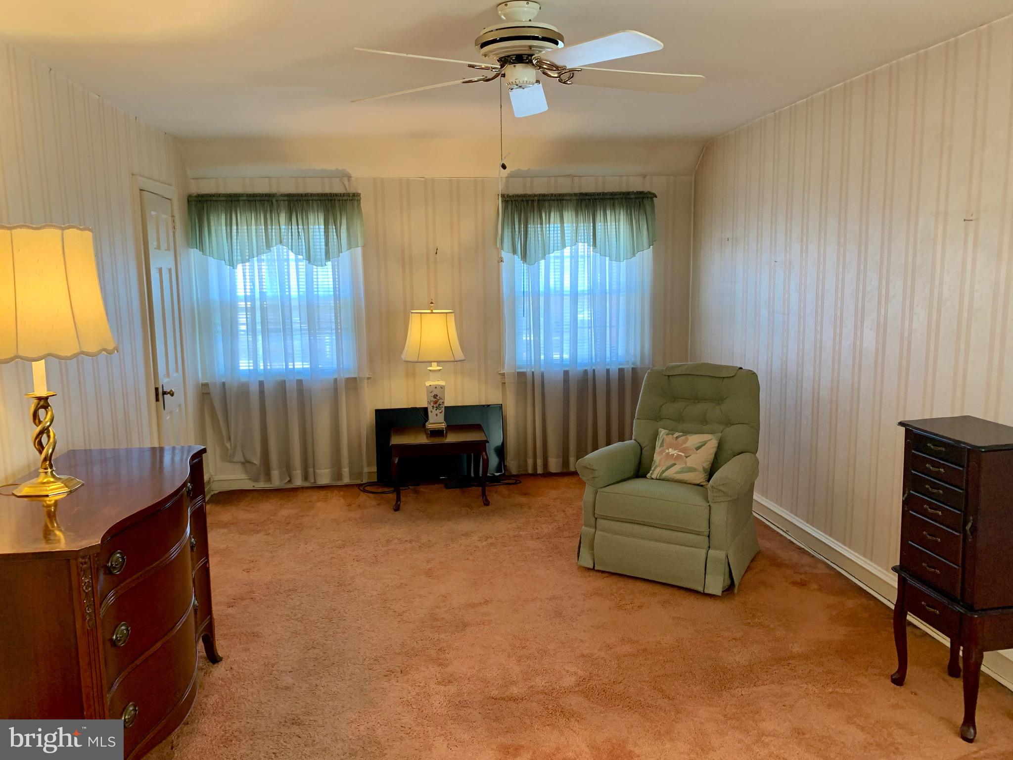 WOODMERE PARK - Residential