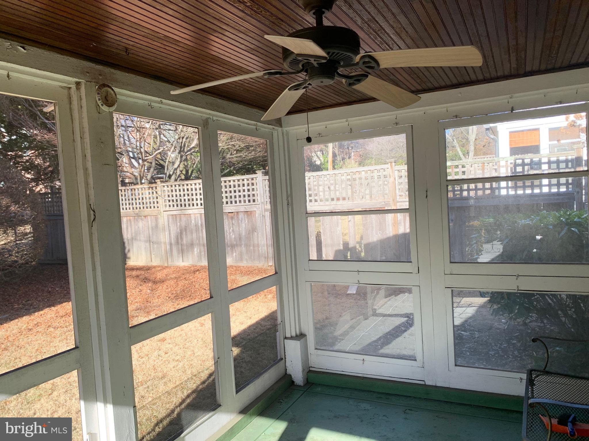 WOODMERE PARK - Residential