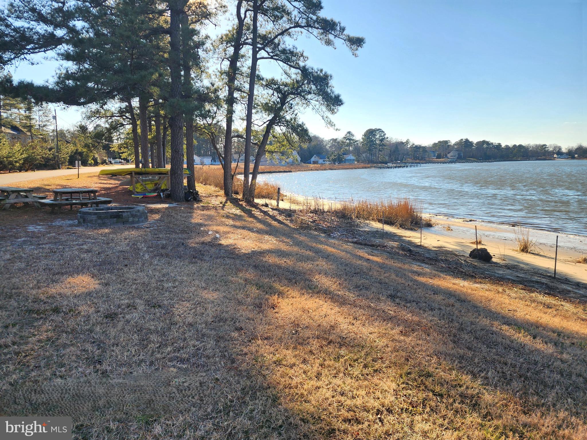 SANDY BEACH - Residential