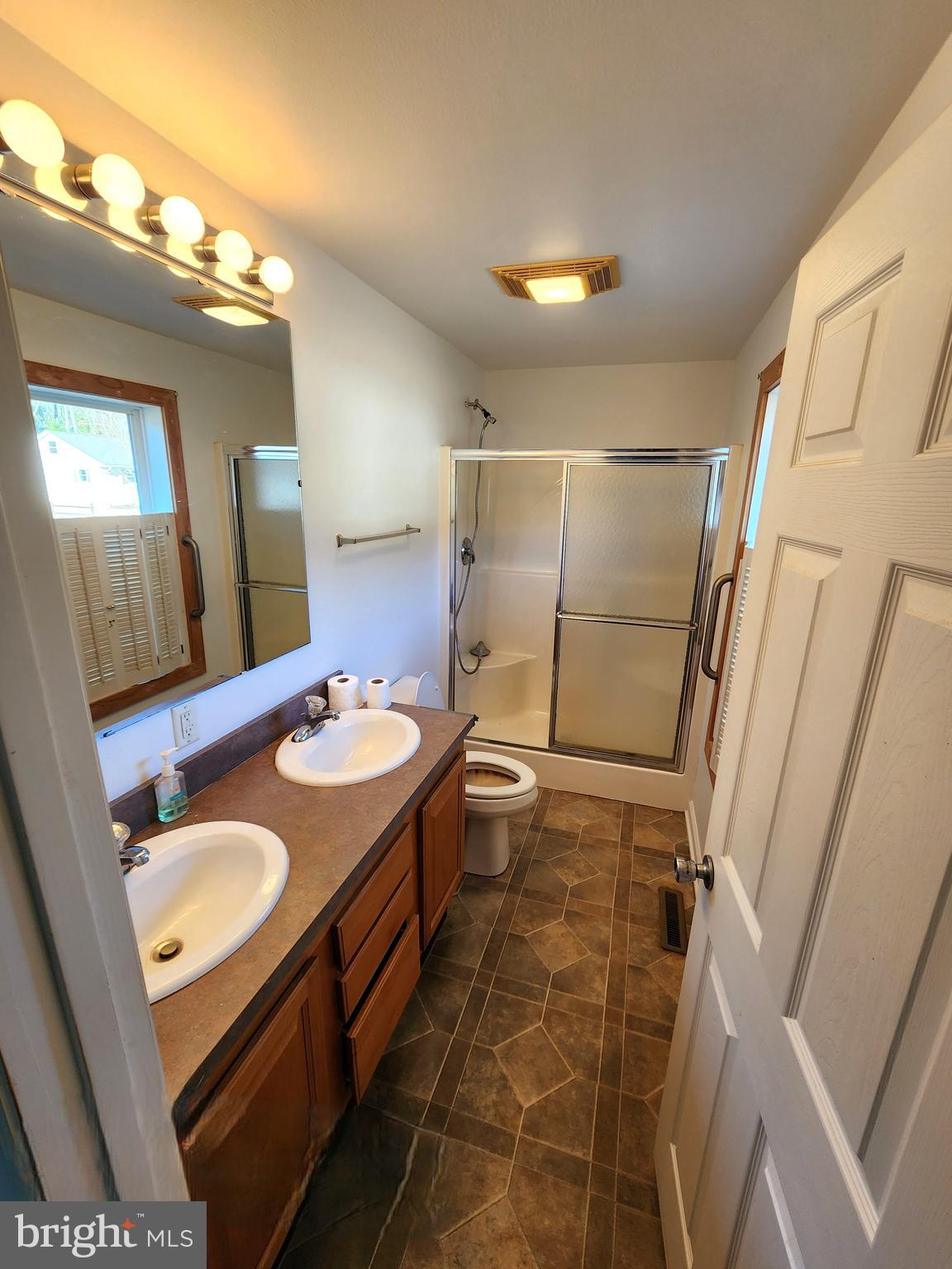 SANDY BEACH - Residential