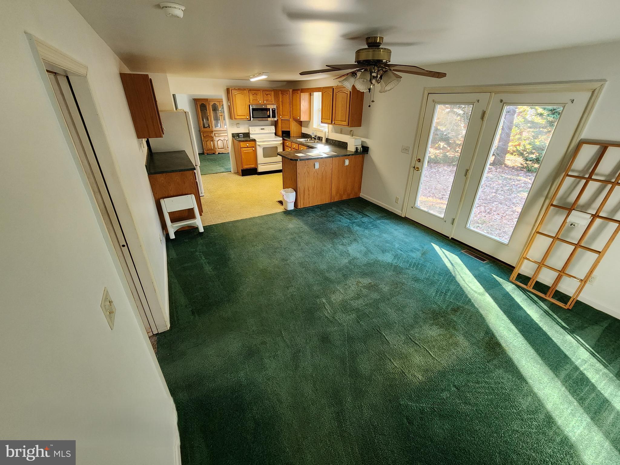 SANDY BEACH - Residential