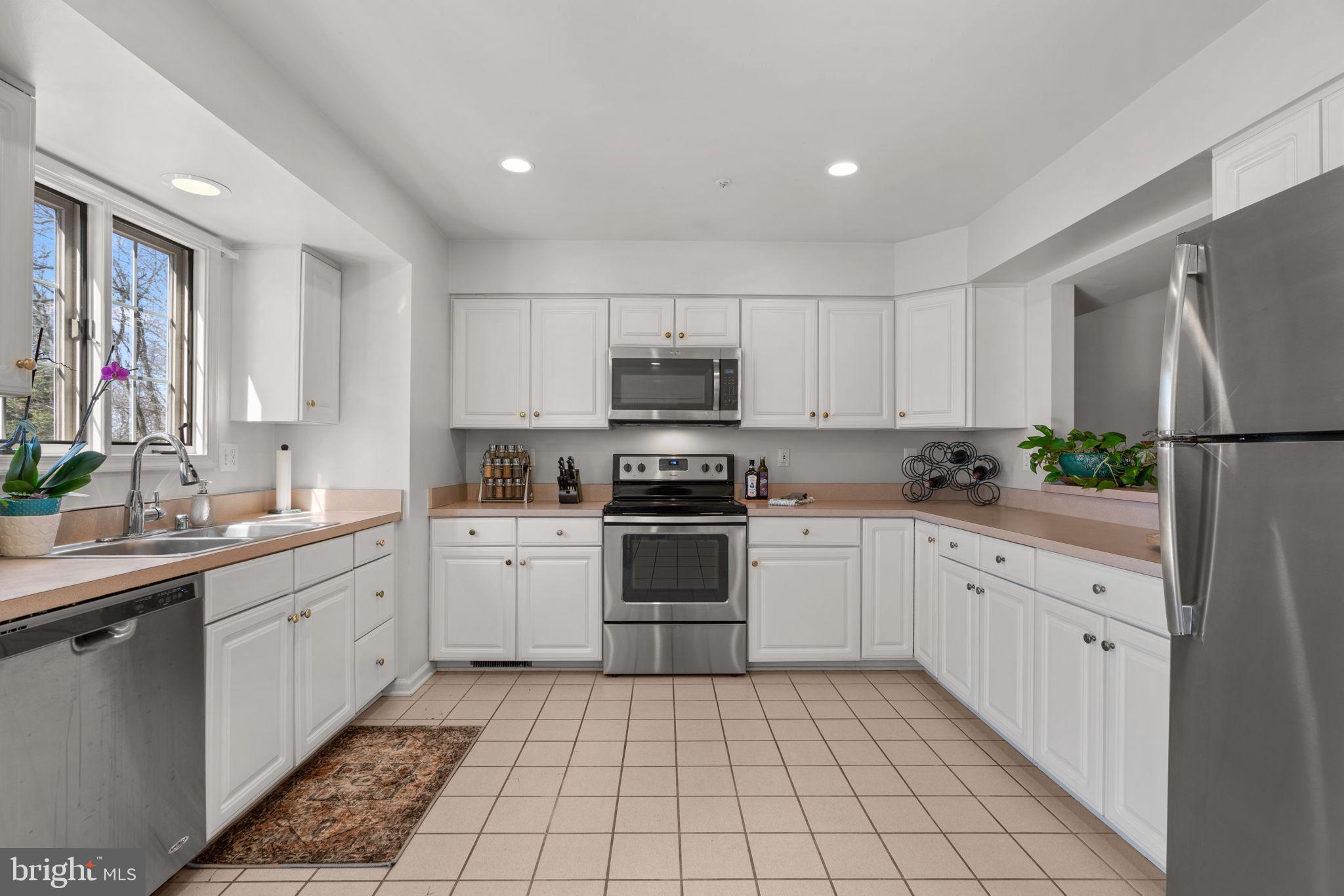 VILLAGE OF DORSEY SEARCH - Residential Lease