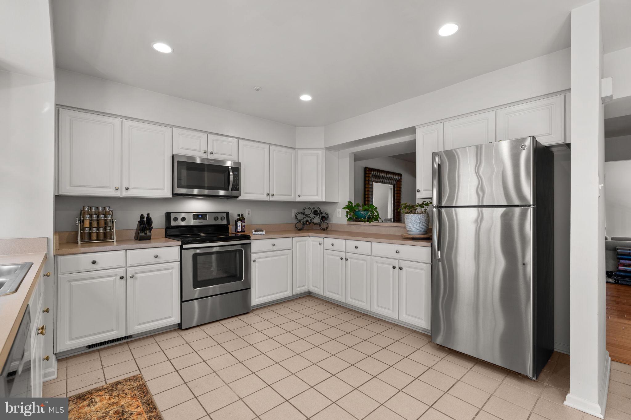 VILLAGE OF DORSEY SEARCH - Residential Lease