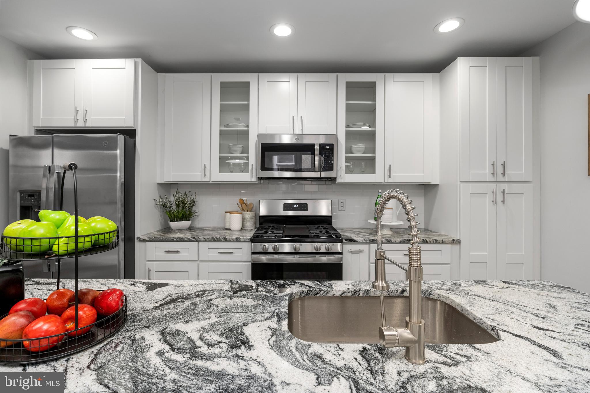 WAVERLY - Residential