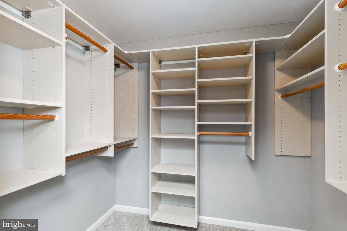 GRAYMOOR - Residential Lease