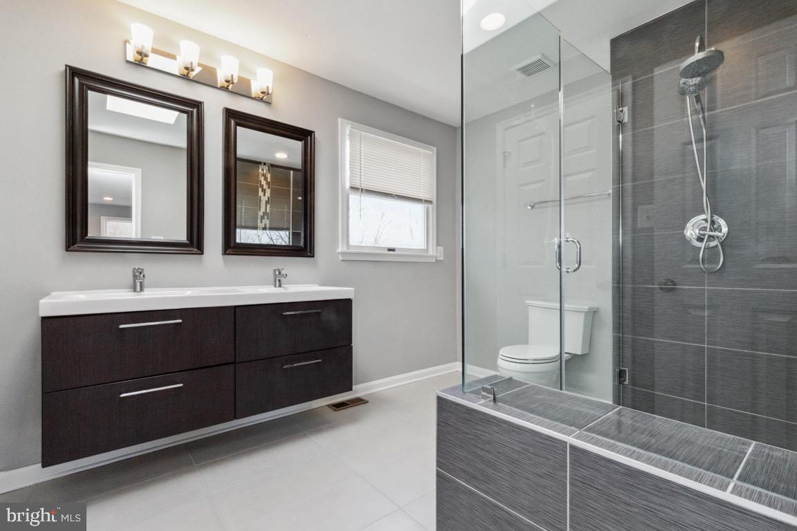 GRAYMOOR - Residential Lease