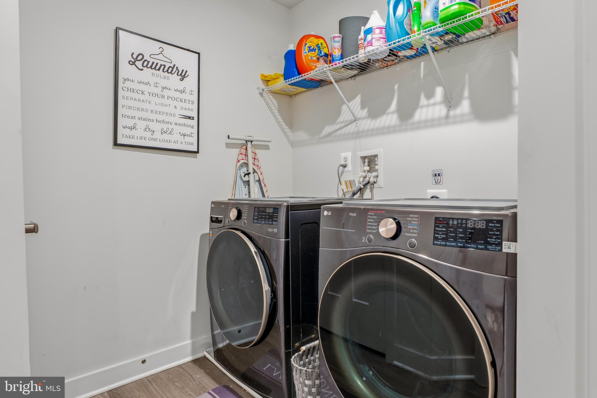 JAMES RUN CARRIAGE HOMES - Residential