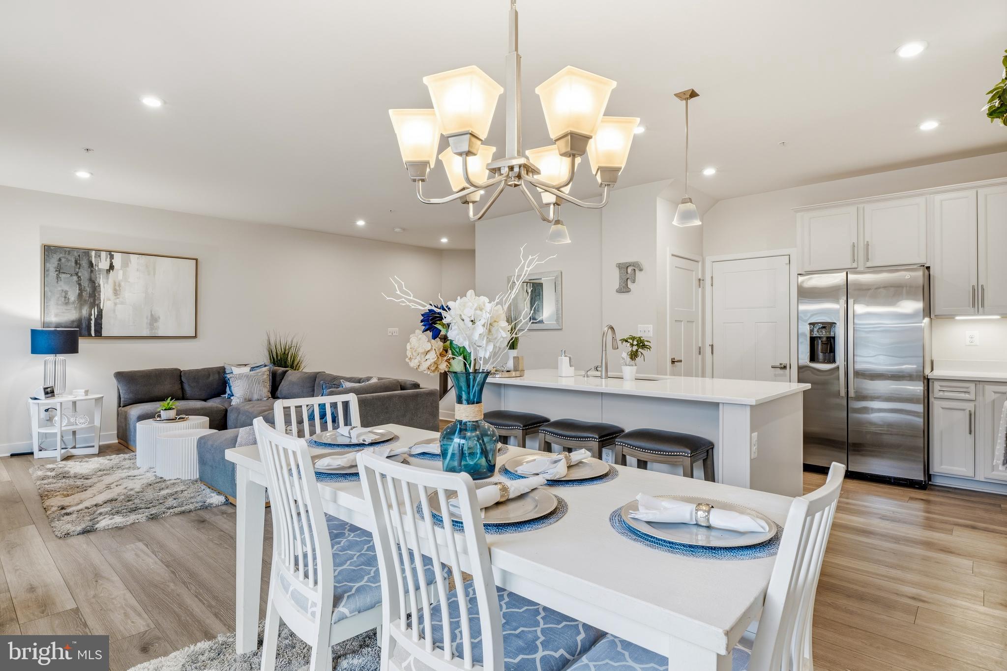 JAMES RUN CARRIAGE HOMES - Residential