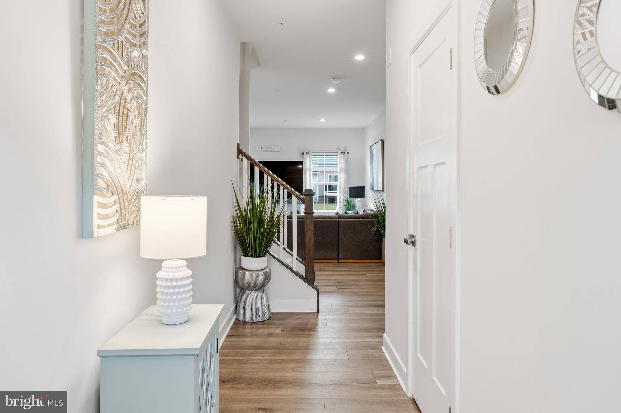 JAMES RUN CARRIAGE HOMES - Residential