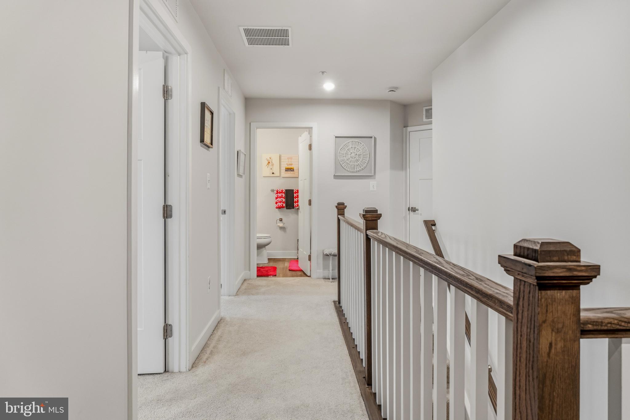 JAMES RUN CARRIAGE HOMES - Residential