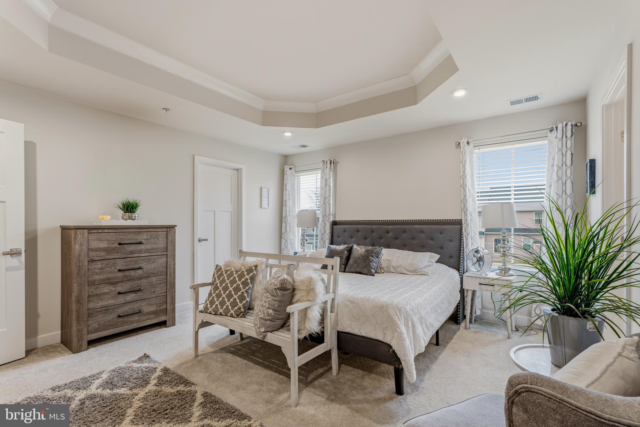 JAMES RUN CARRIAGE HOMES - Residential