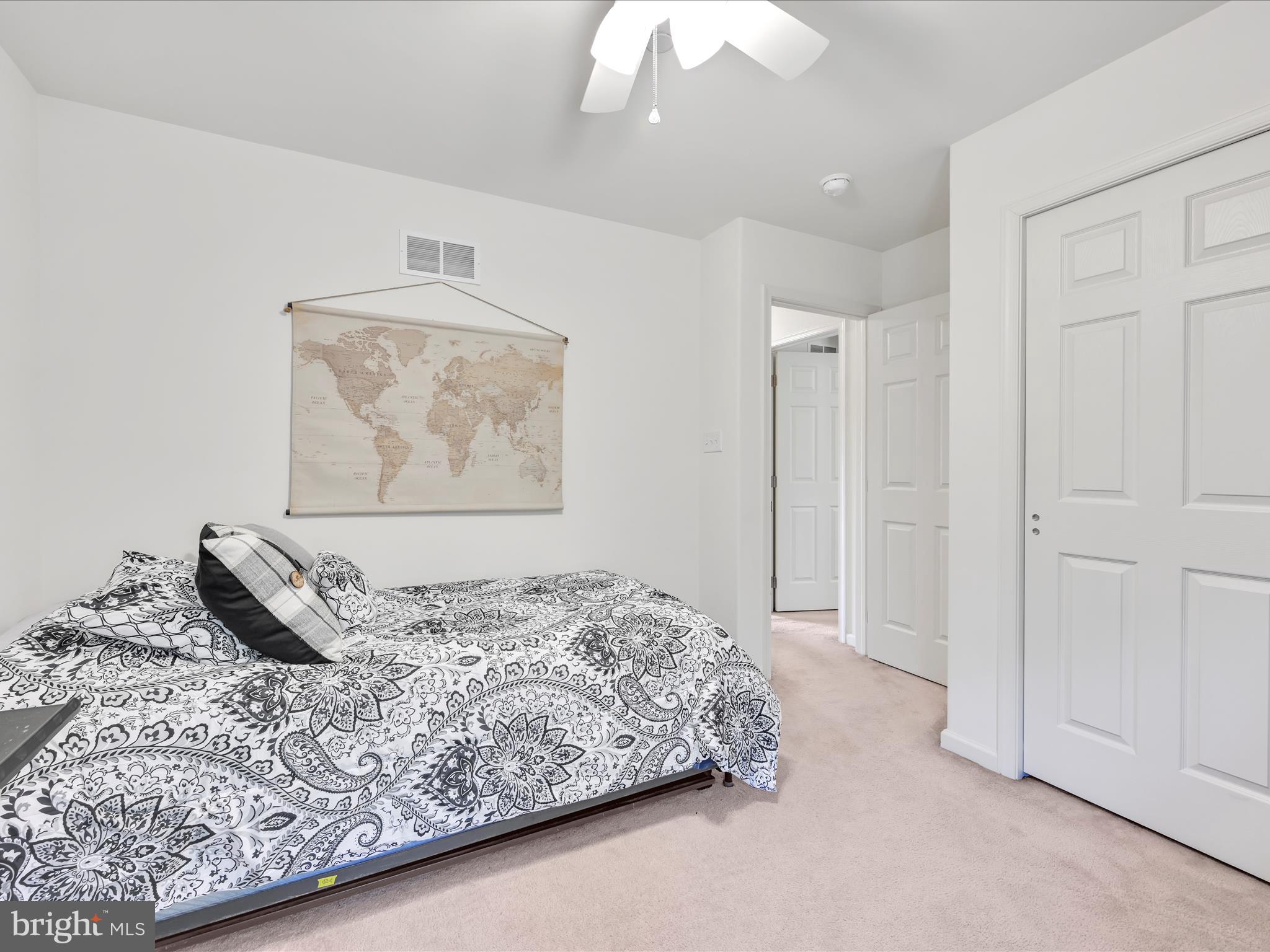 SUNNYSIDE - Residential