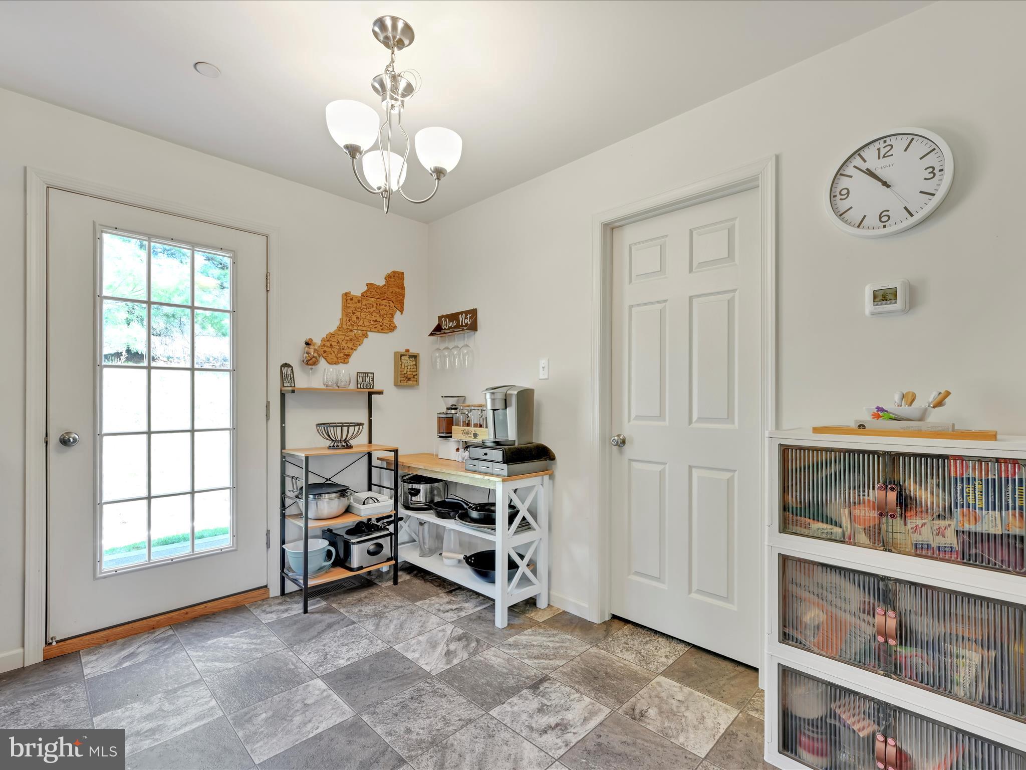 SUNNYSIDE - Residential