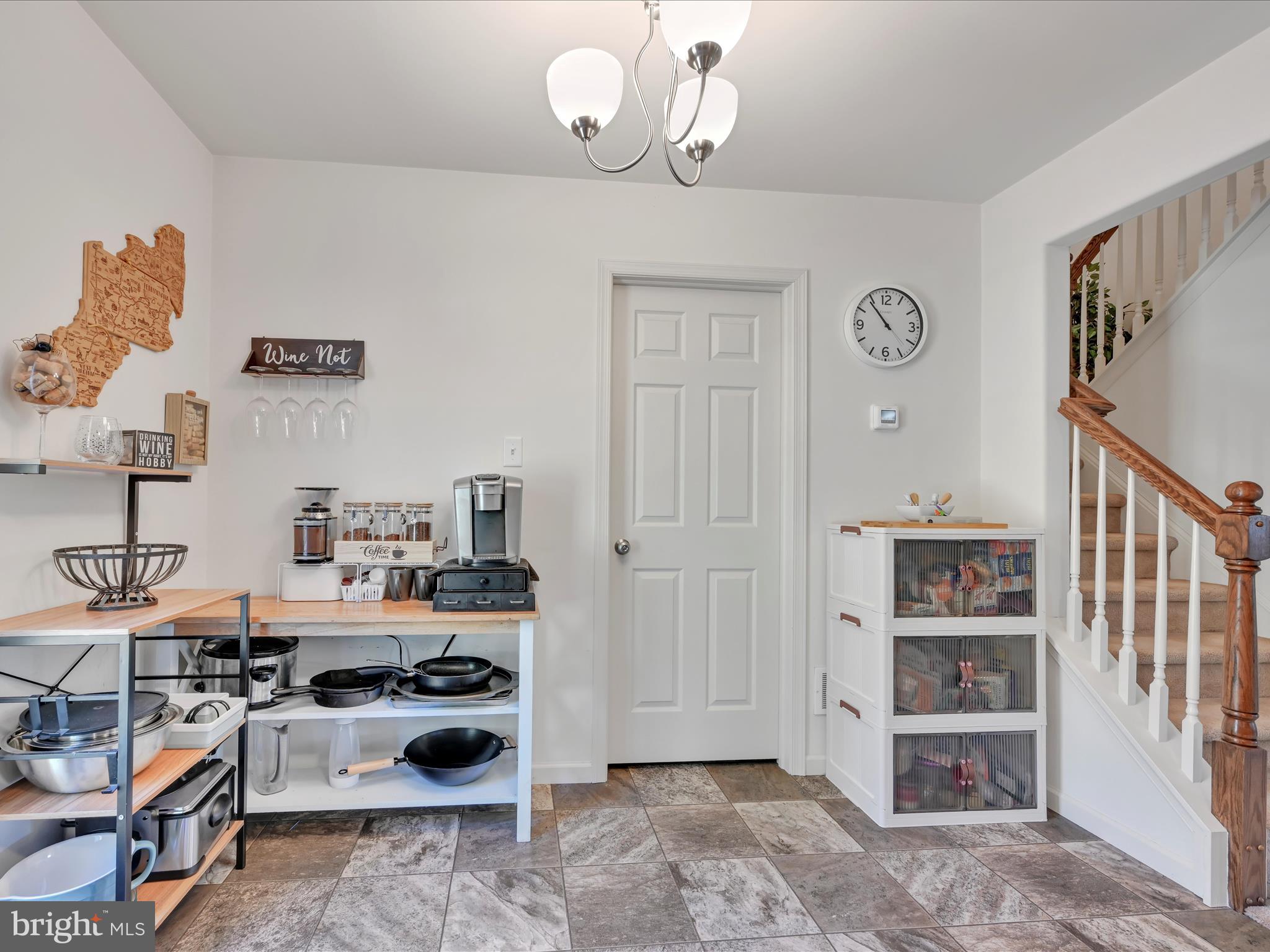 SUNNYSIDE - Residential