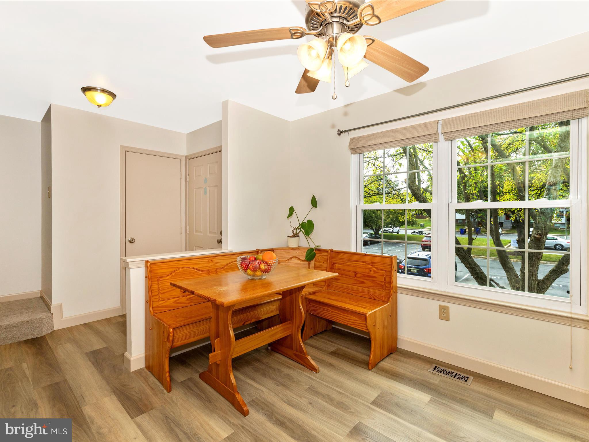 ROBIN MEADOWS - Residential