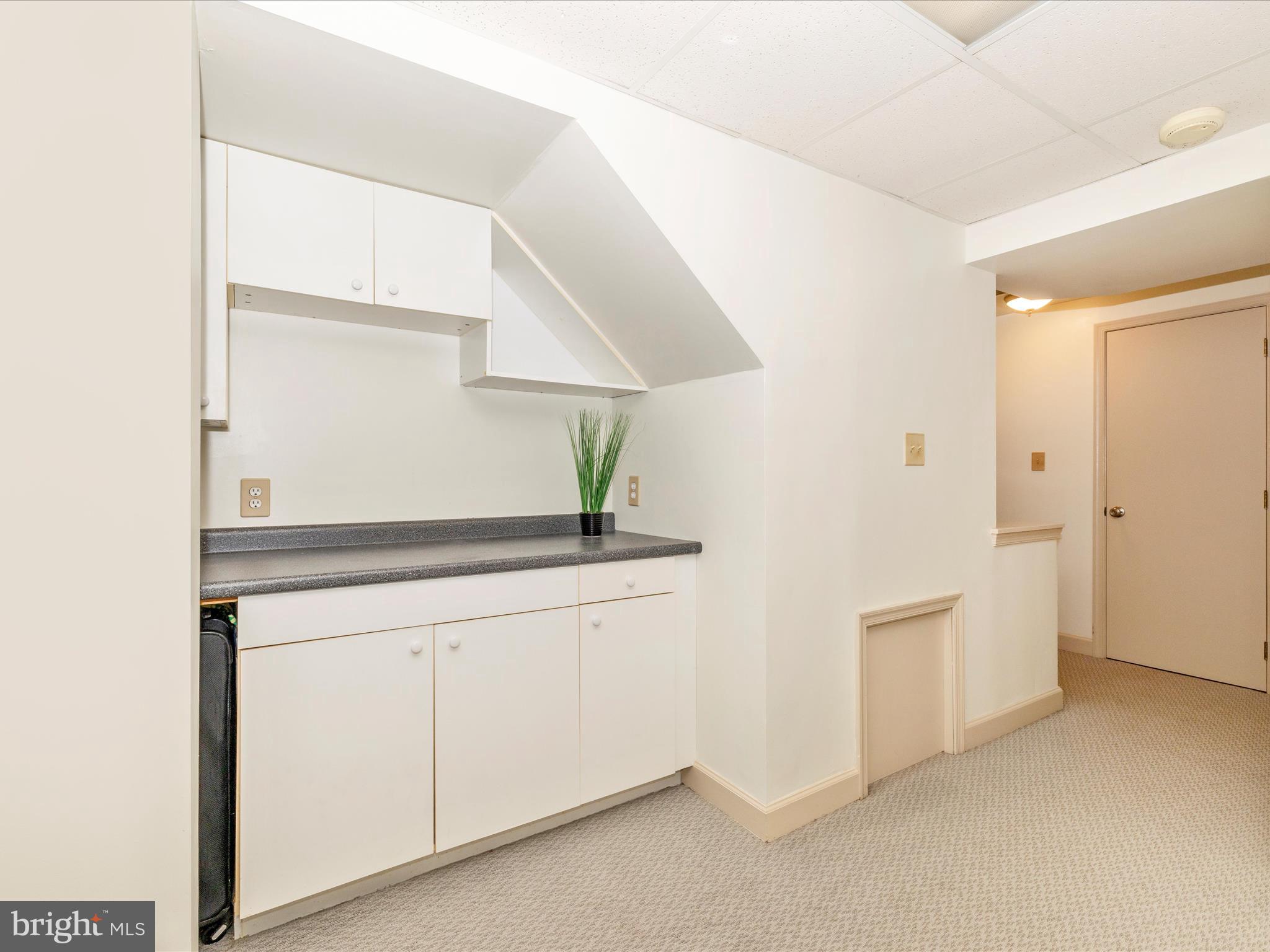 ROBIN MEADOWS - Residential