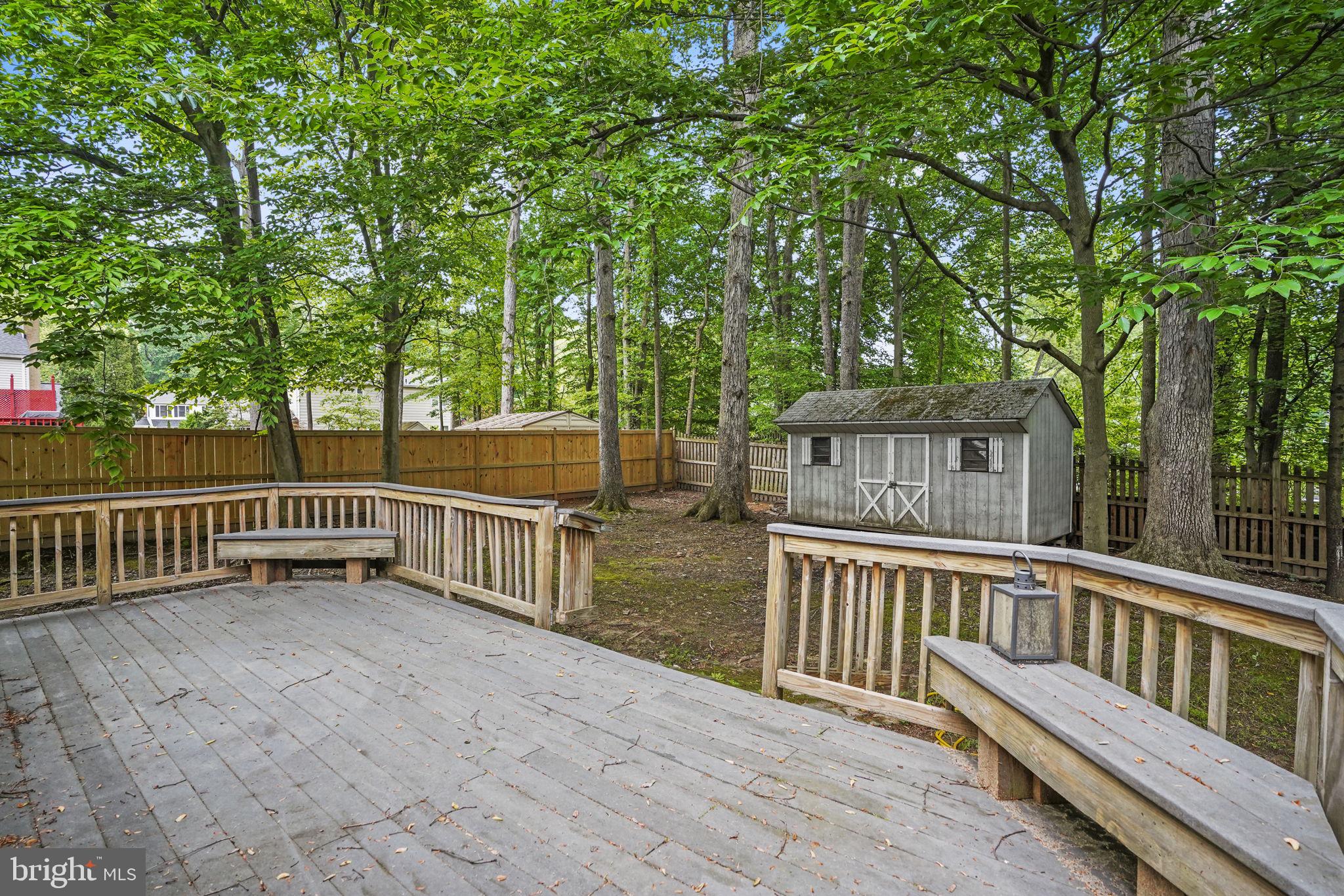 BURKE STATION SQUARE - Residential Lease