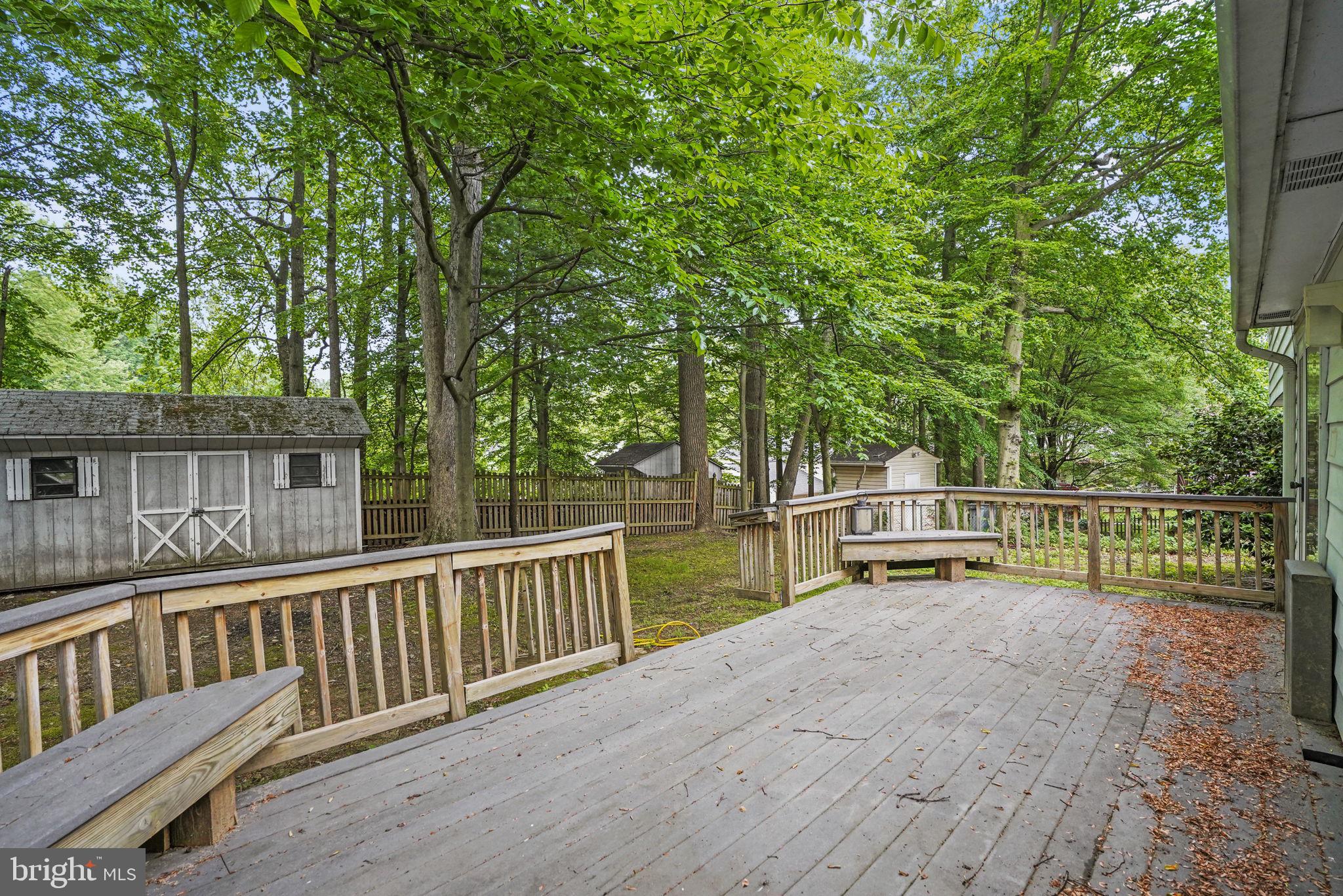 BURKE STATION SQUARE - Residential Lease