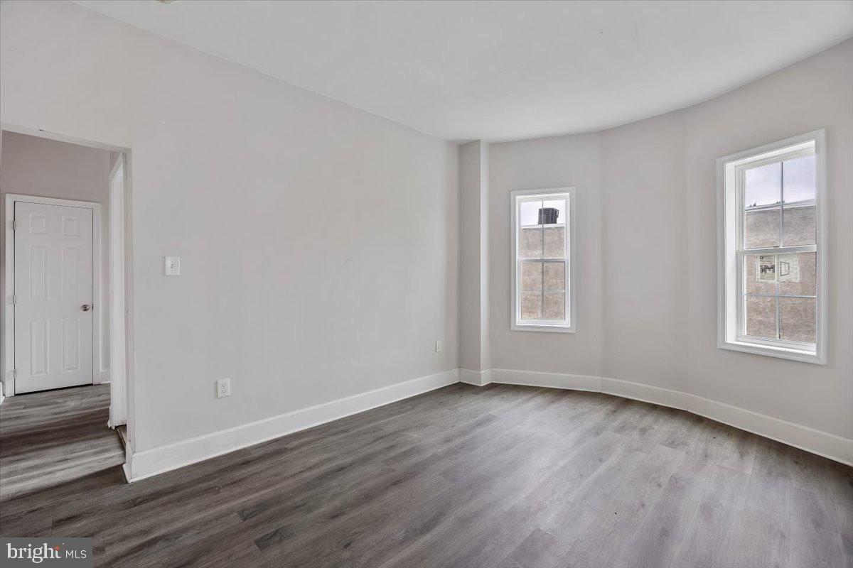 STRAWBERRY MANSION - Residential