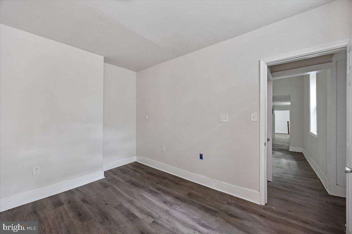 STRAWBERRY MANSION - Residential