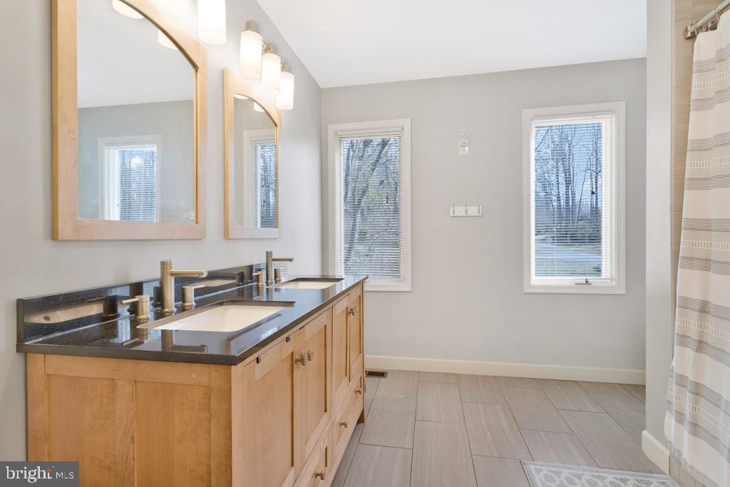 CEDARWOOD - Residential