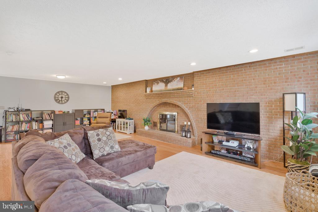 CEDARWOOD - Residential