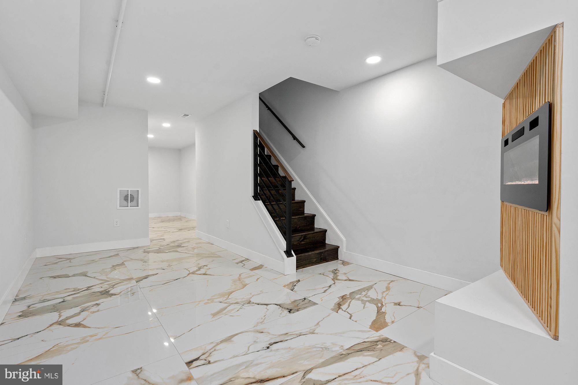 PATTERSON PARK - Residential