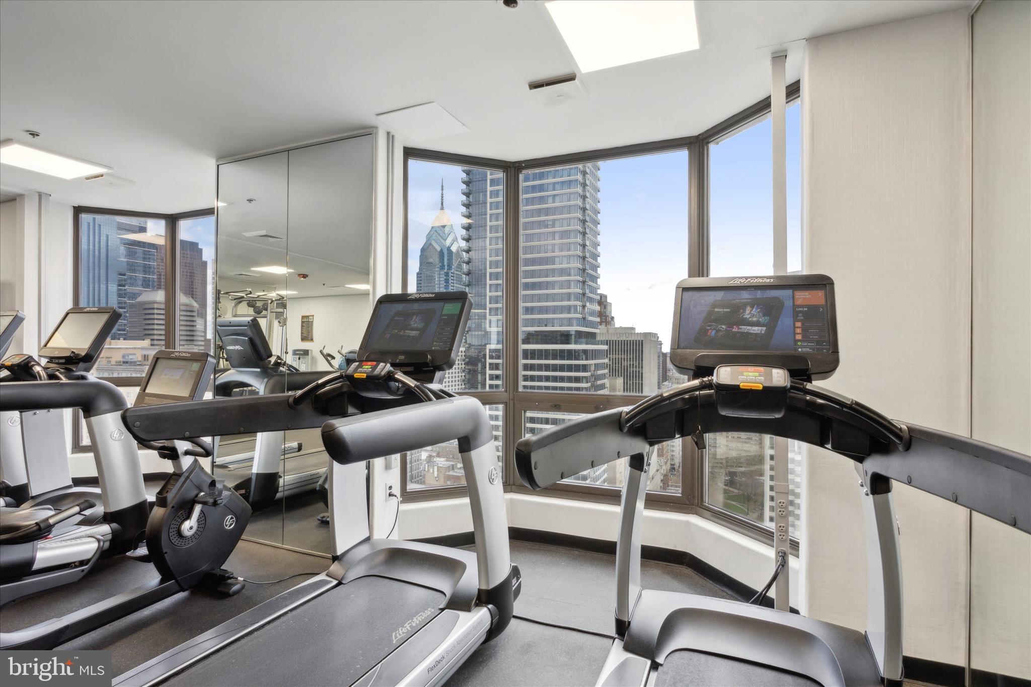 RITTENHOUSE SQUARE - Residential Lease