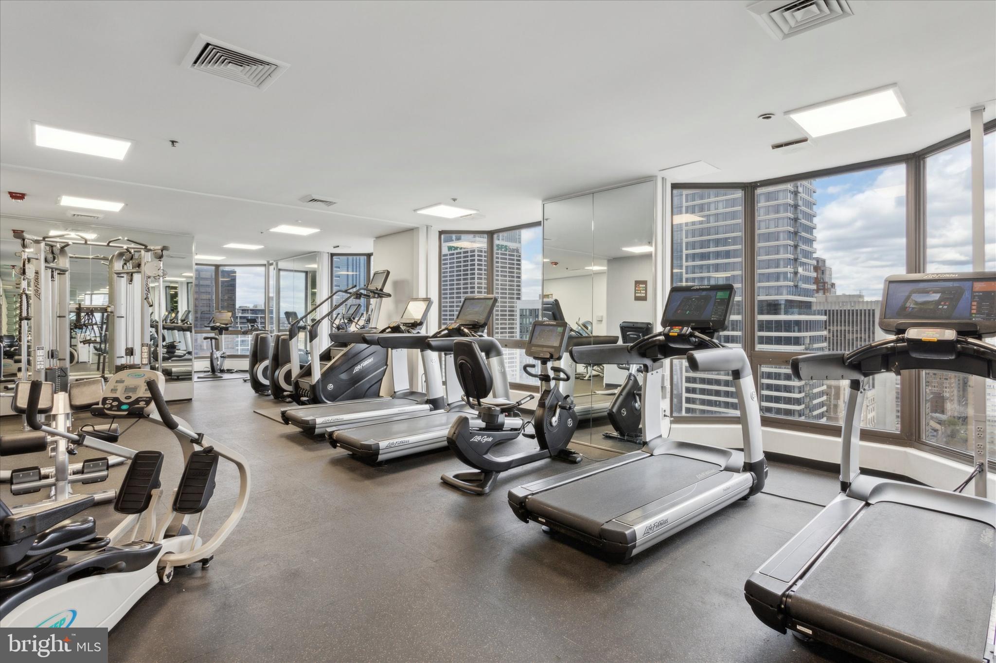 RITTENHOUSE SQUARE - Residential Lease