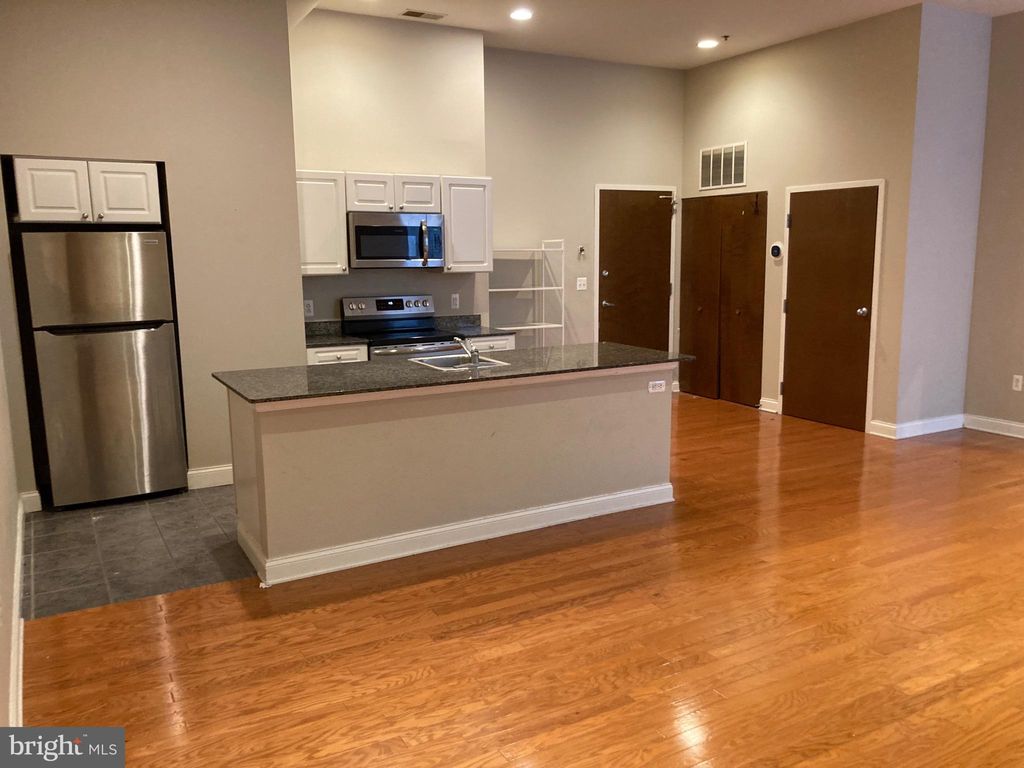 Photo of 1001 - 13 Chestnut Street #705W, PHILADELPHIA, PA 19107 (MLS # PAPH2561866)