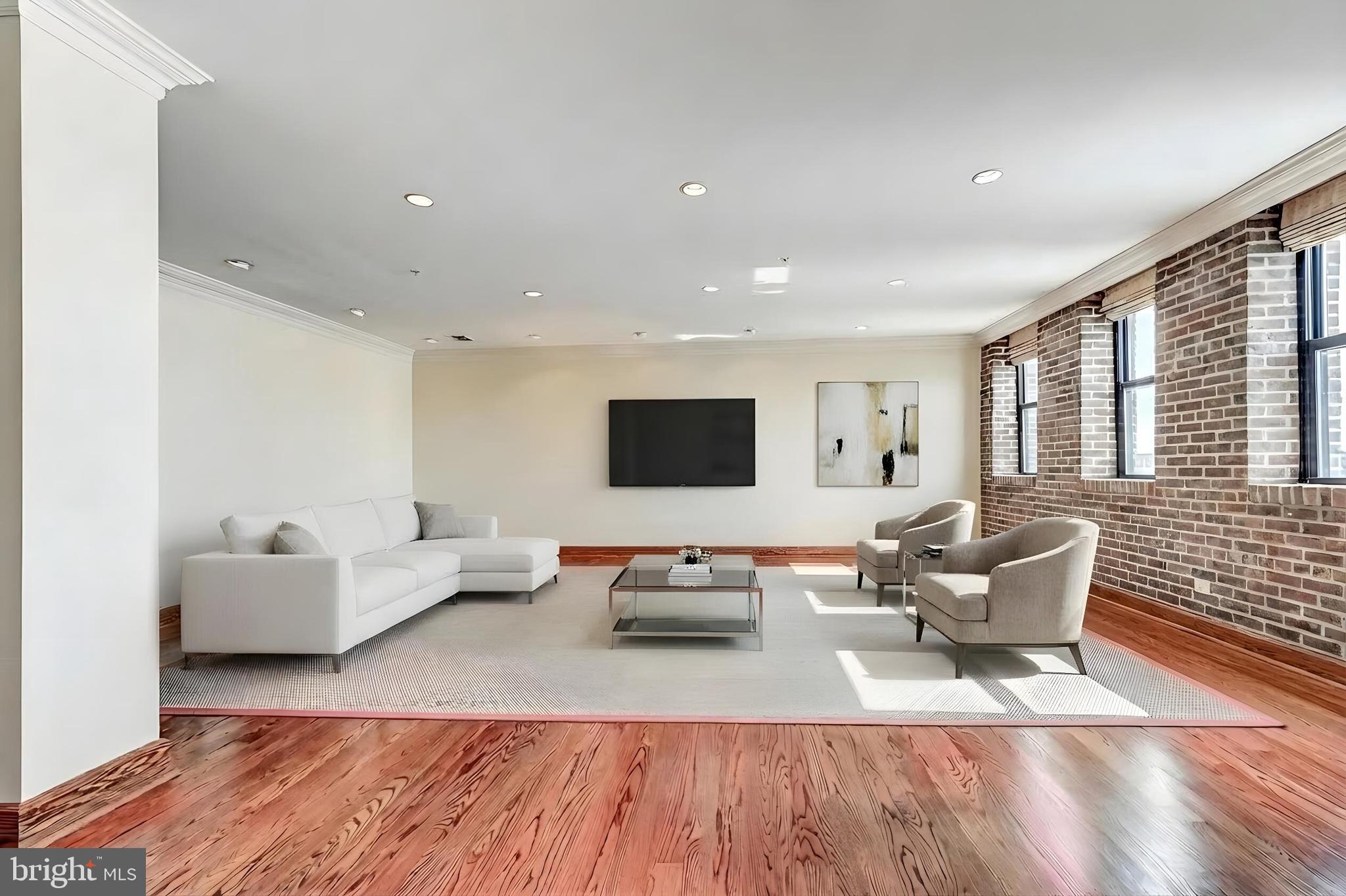 FELLS POINT HISTORIC DISTRICT - Residential