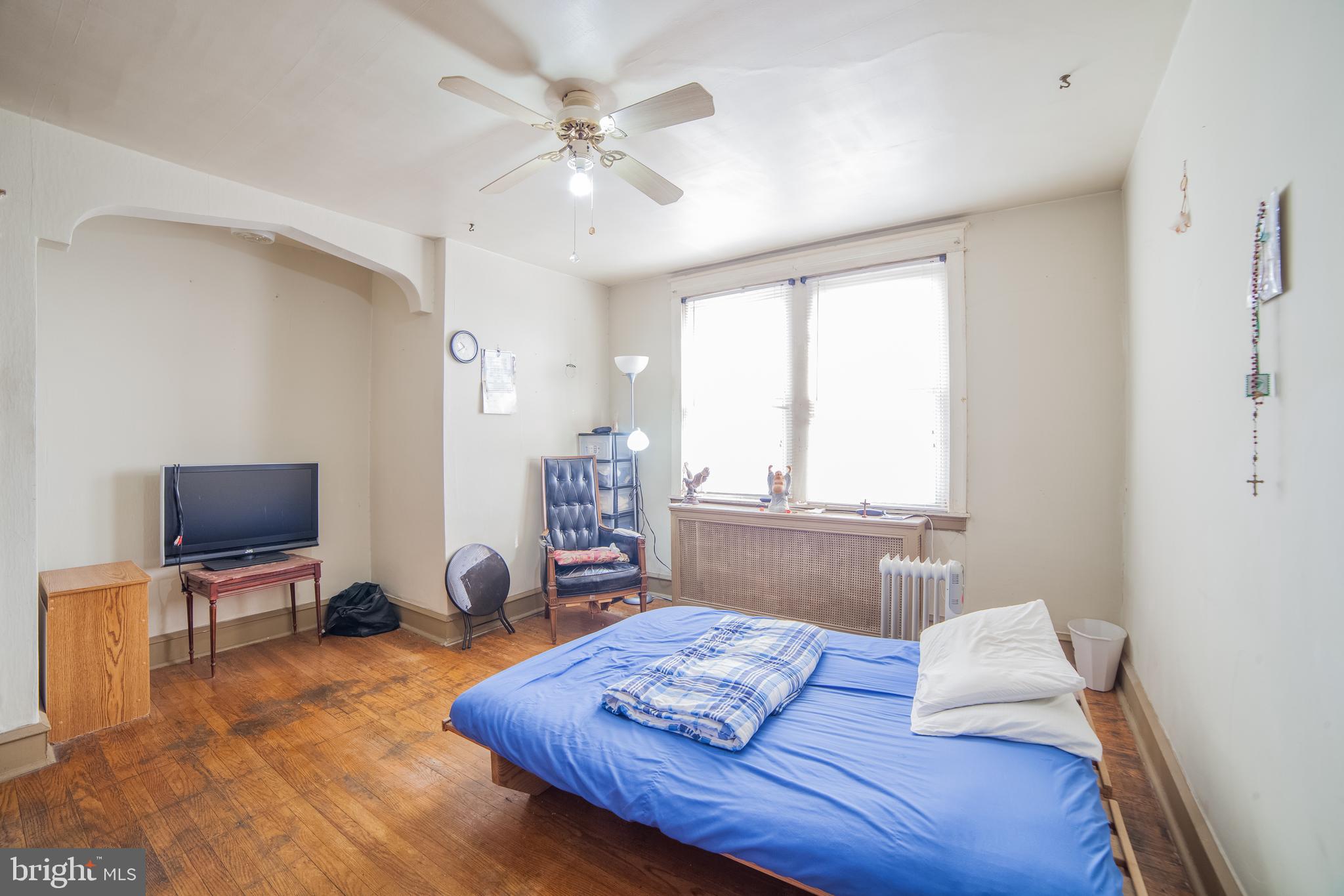 FRANKFORD - Residential Income