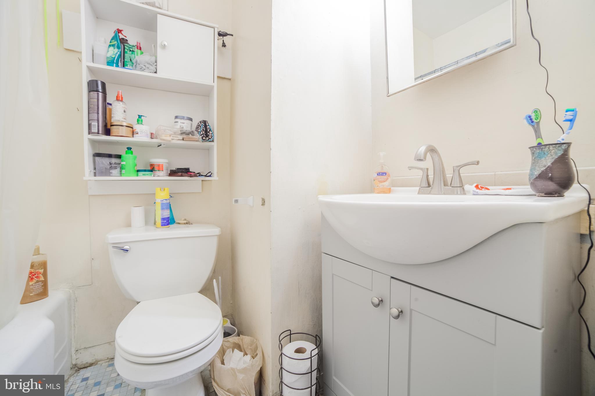 FRANKFORD - Residential Income