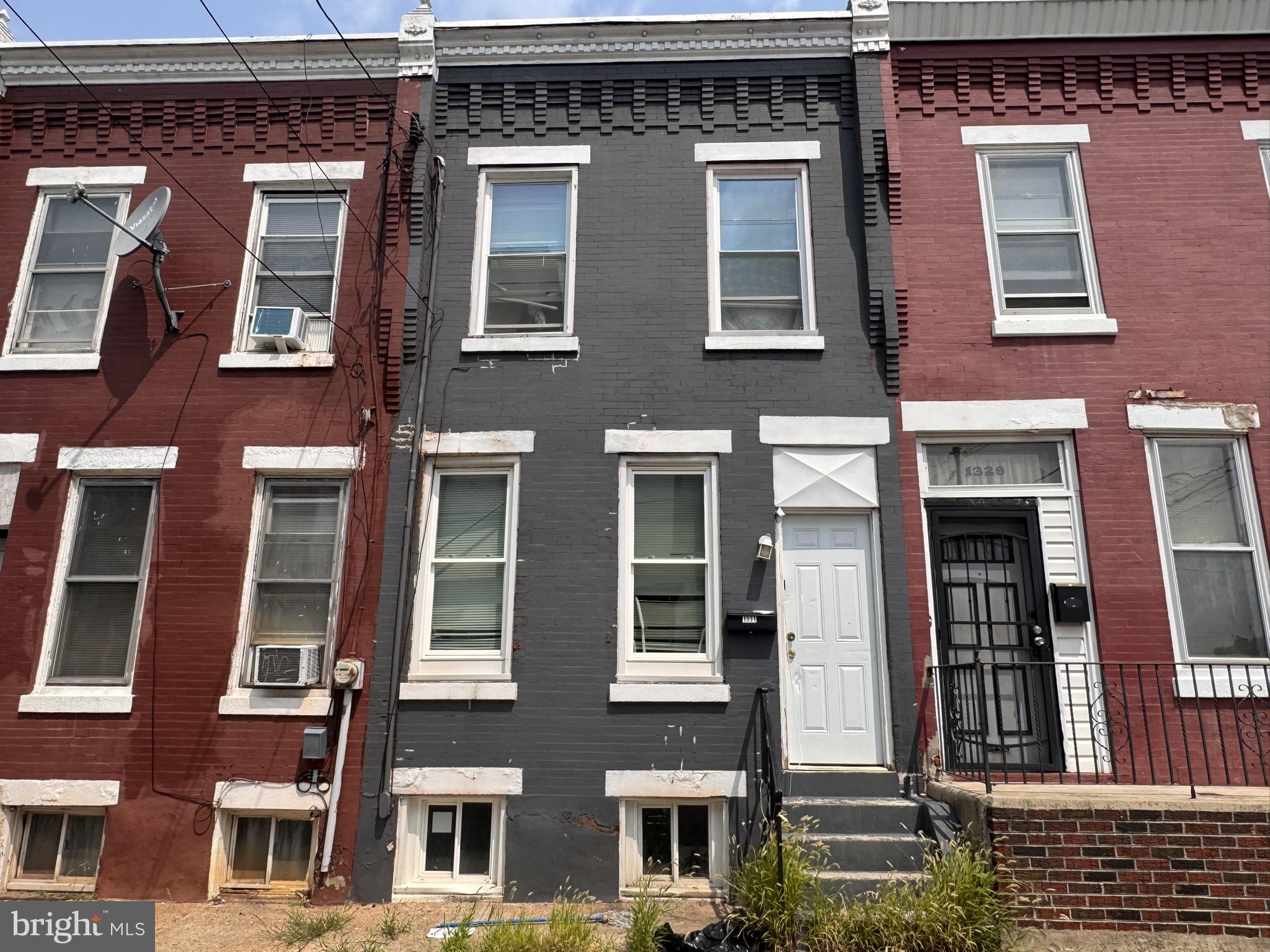 1331 W SILVER STREET