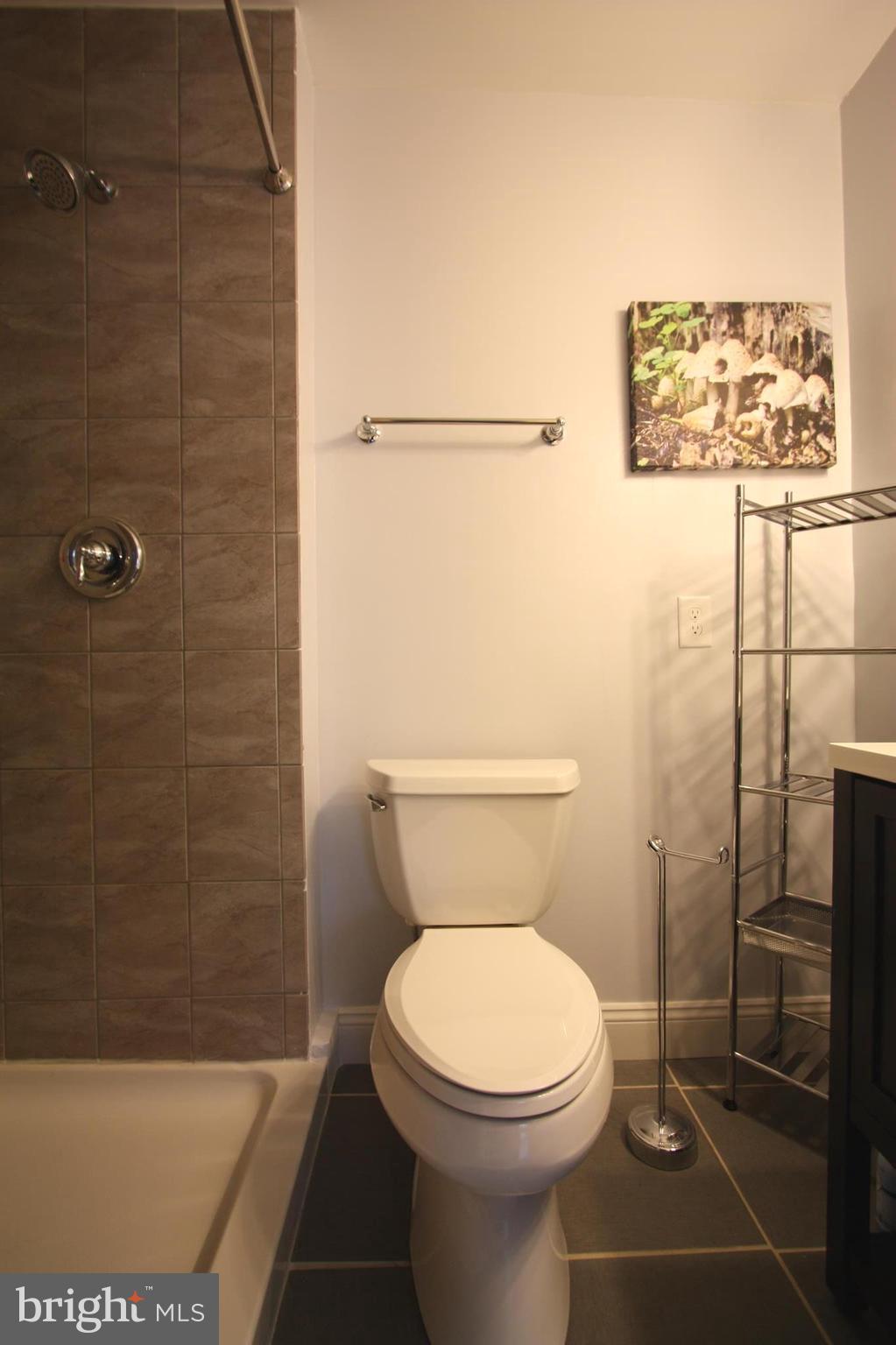 THE POINTE - Residential Lease