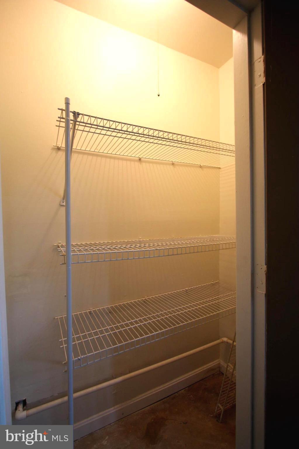 THE POINTE - Residential Lease