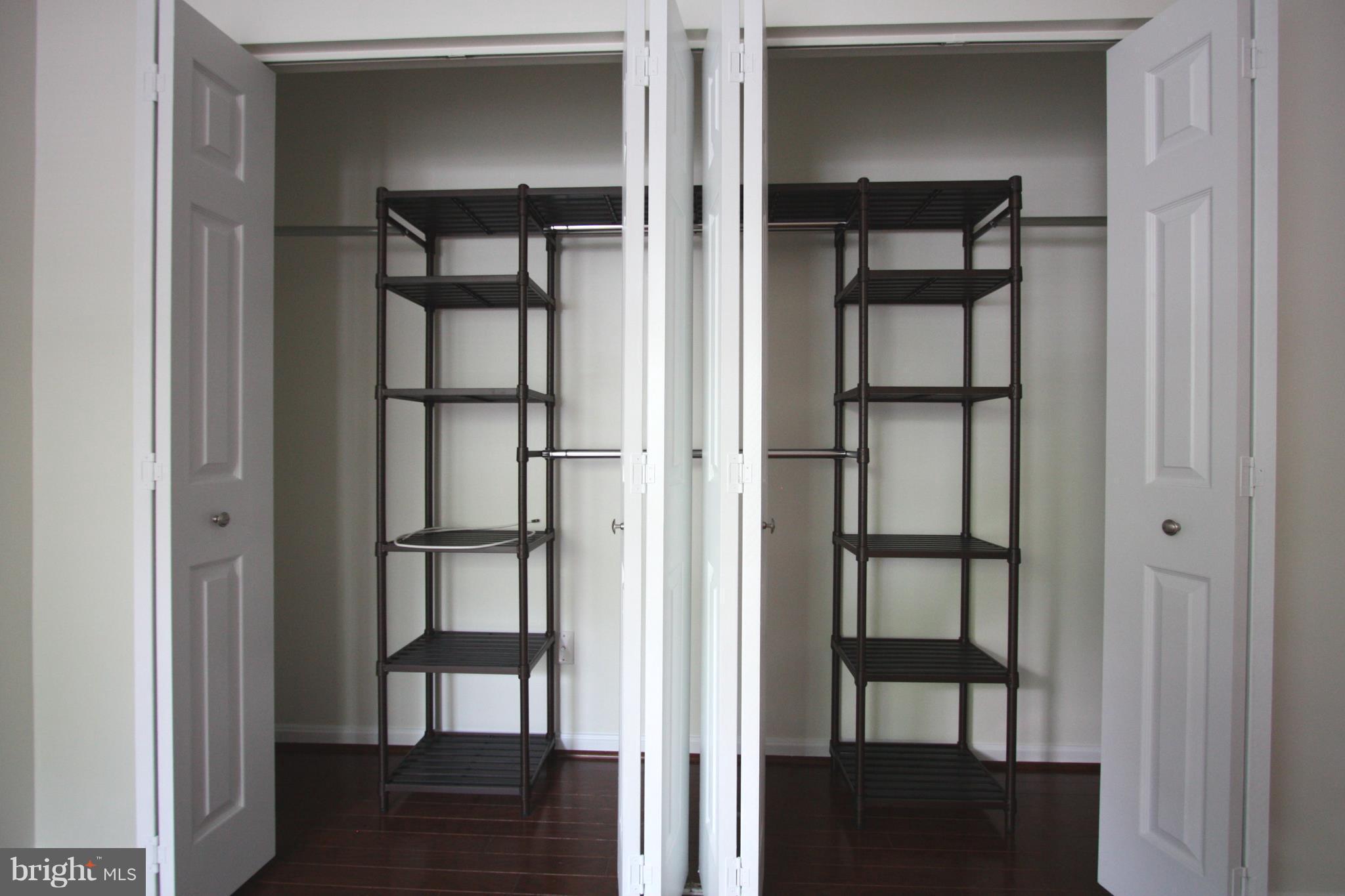 THE POINTE - Residential Lease