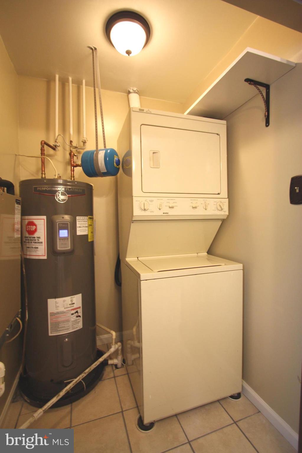 THE POINTE - Residential Lease