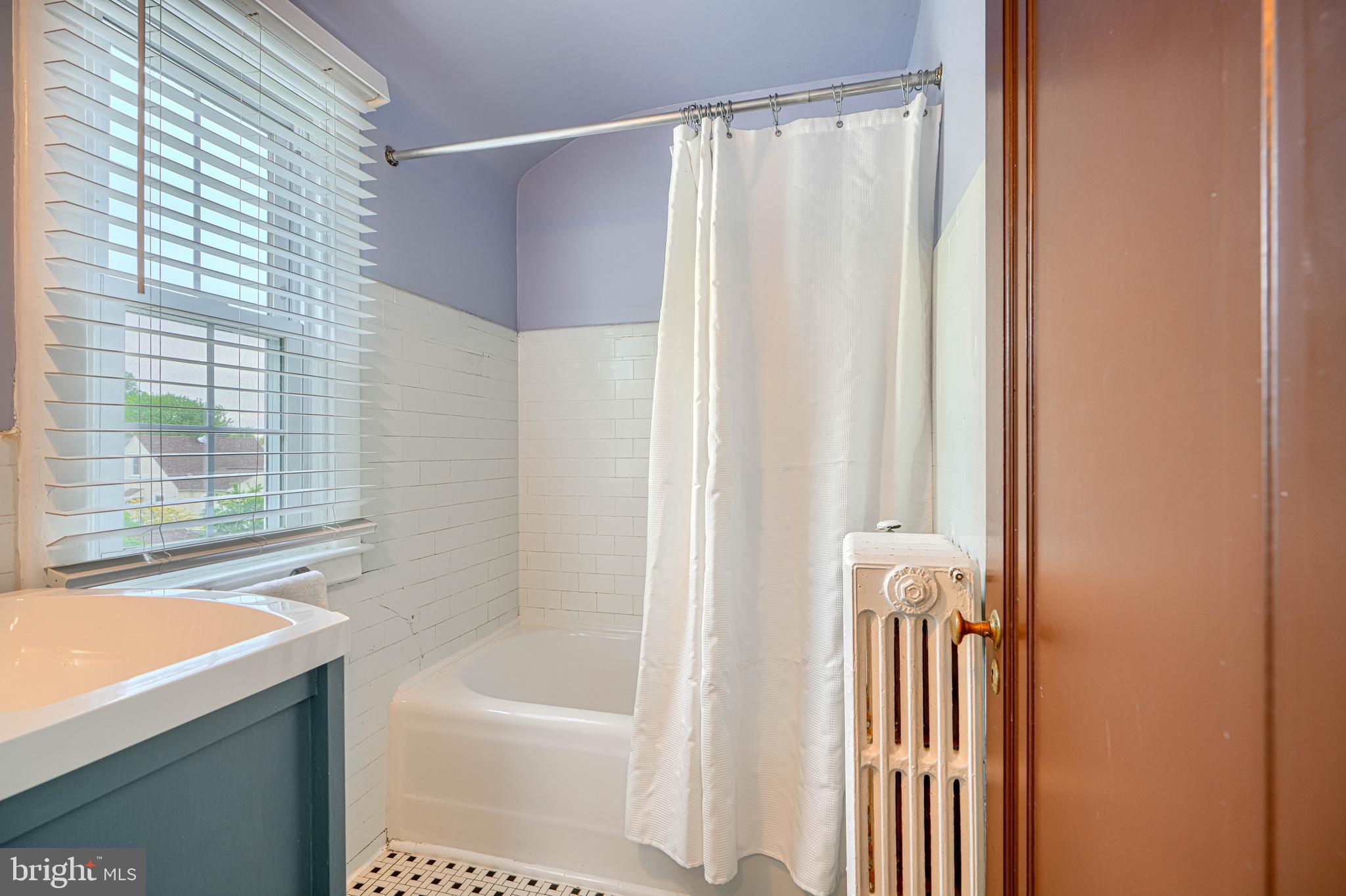 OAKCREST - Residential